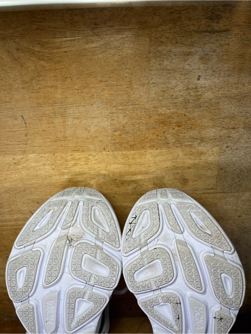 Hoka One One Bondi 8 REFLECTIVE Womens Size 9 Running Shoes Sneakers White - Picture 10 of 12
